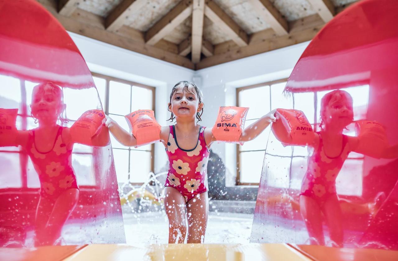 Familienresort Ellmauhof Saalbach-Hinterglemm Exteriör bild