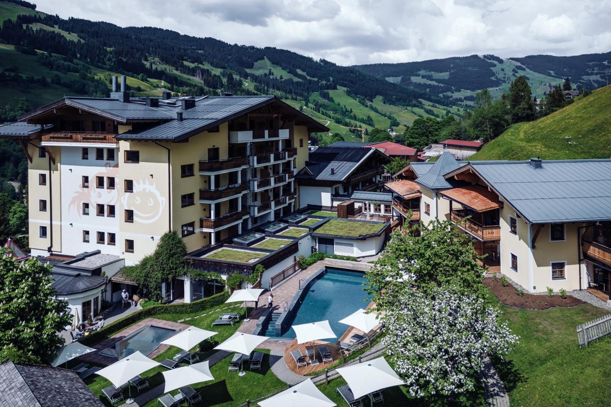 Familienresort Ellmauhof Saalbach-Hinterglemm Exteriör bild